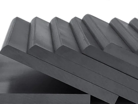 Carbon vanes shape for Busch vacuum pumps with a rounded running surface